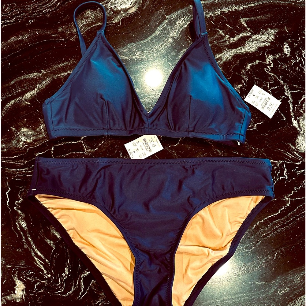 NWT, antique navy blue bikini, size medium